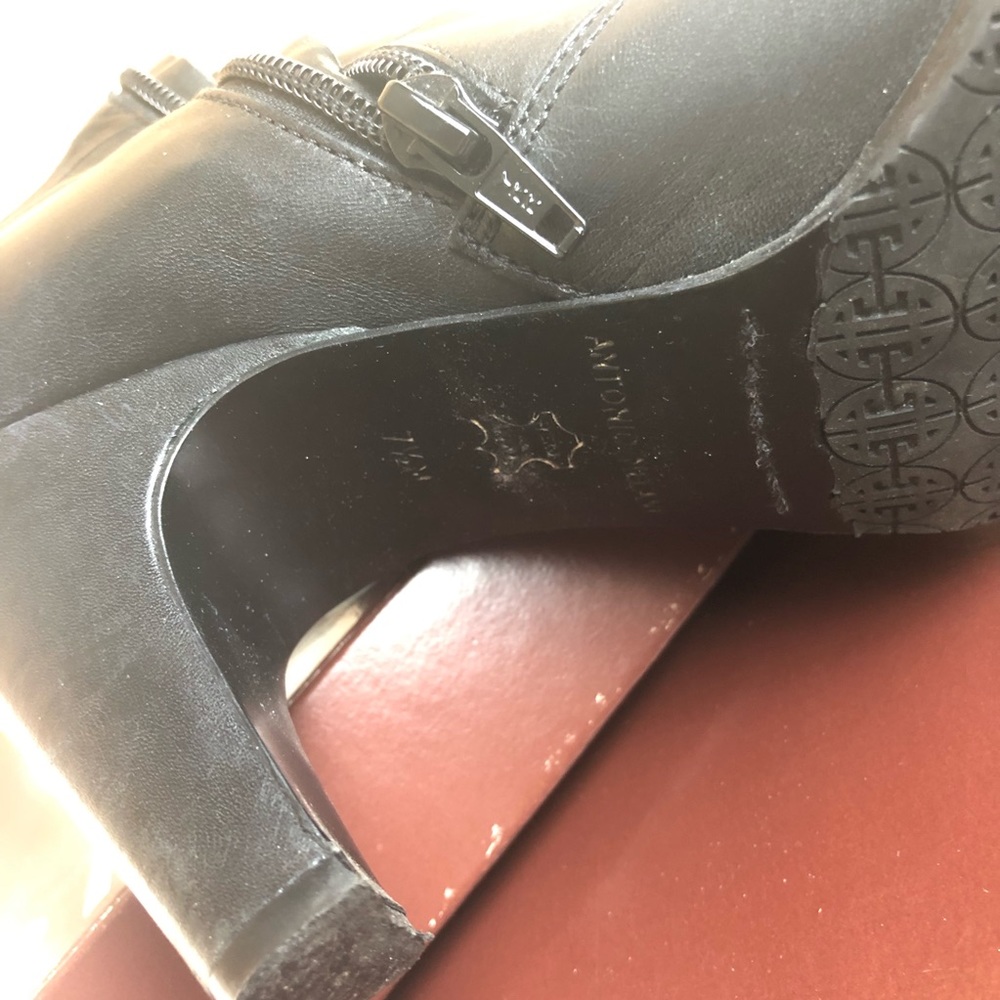 Knee High Leather Buckle Boots - Picture 7 of 7